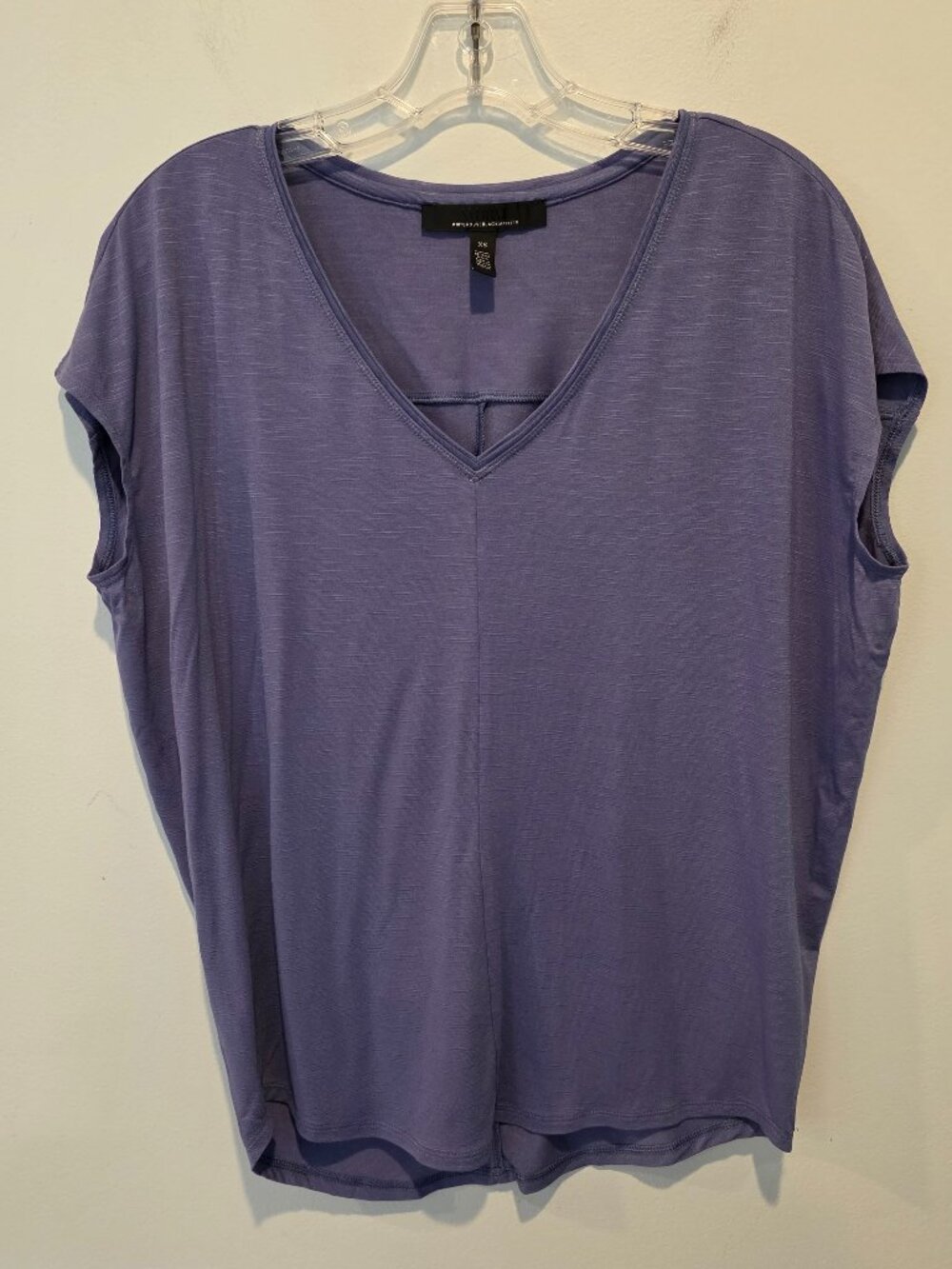 WHBM Jetsetter Tee, Size XS, Like New